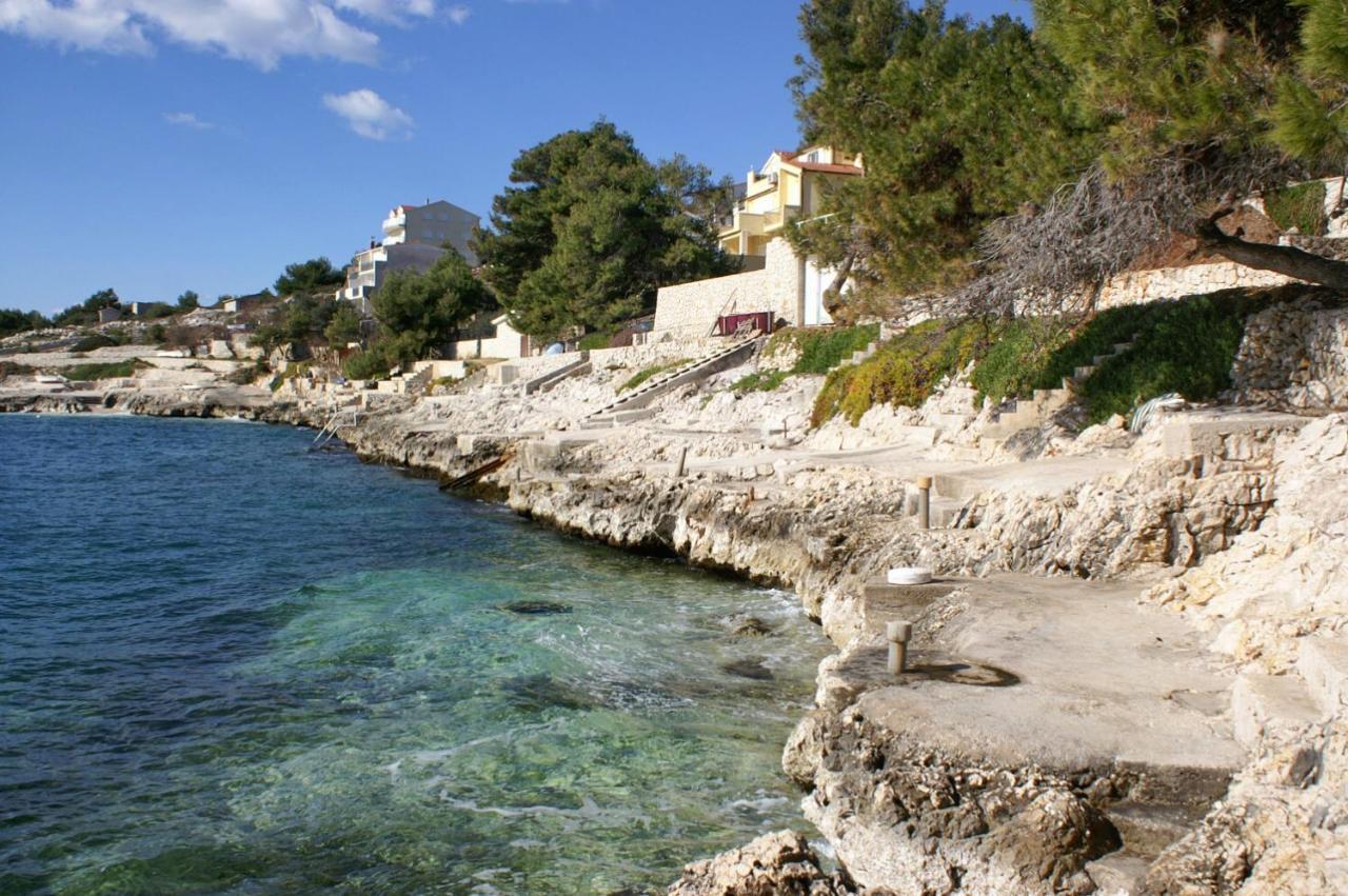 Apartments By The Sea Rastici, Ciovo - 2104 Trogir Eksteriør bilde