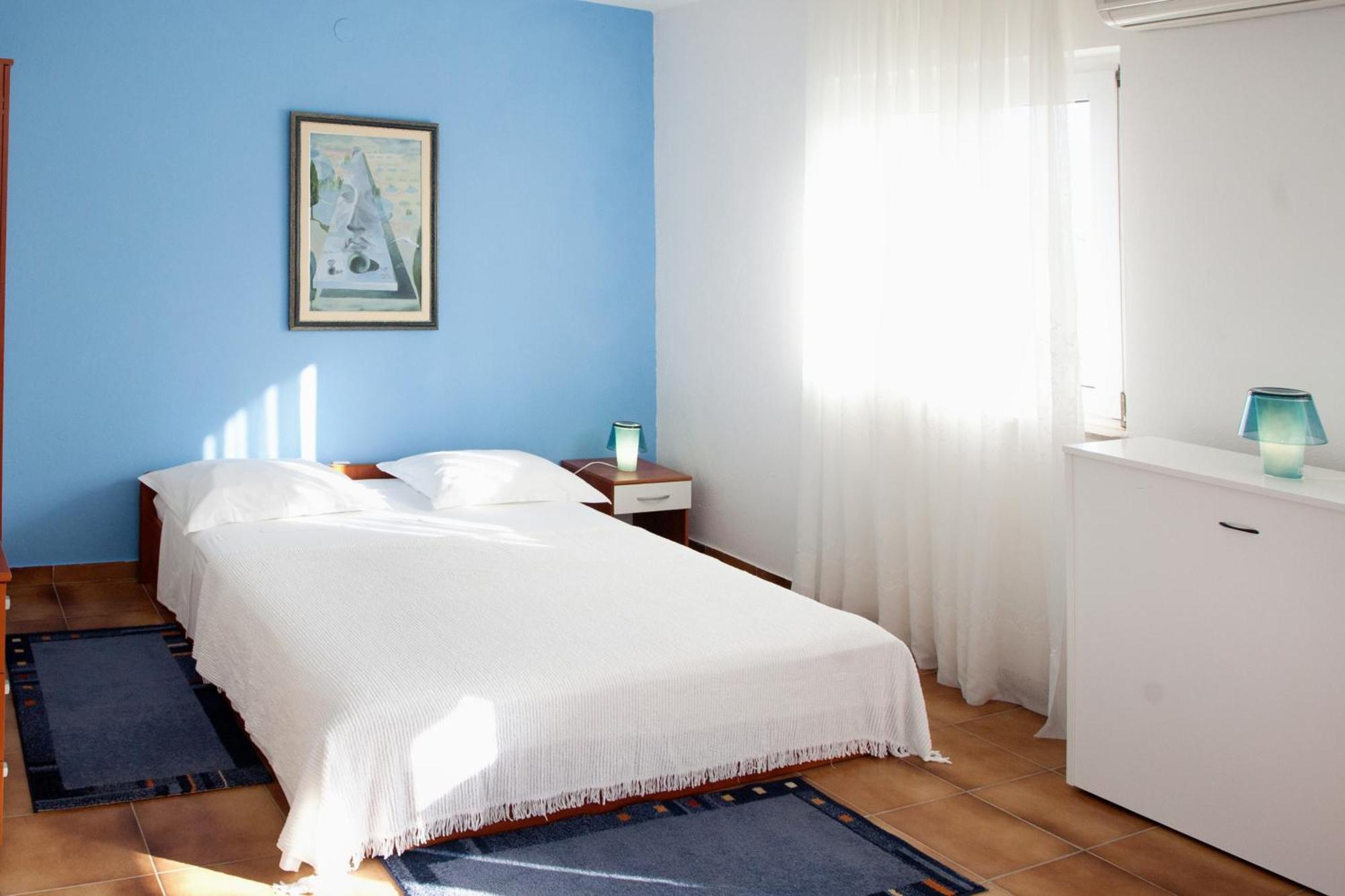 Apartments By The Sea Rastici, Ciovo - 2104 Trogir Rom bilde